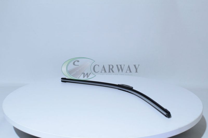 Щетка стеклоочистителя бескаркасная 600 мм 24/600 CARWAY