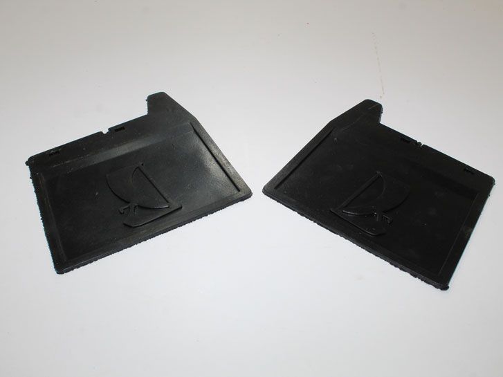 Брызговики ВАЗ 2101-2107 задние (левый+правый) эконом. без креплен. 2101-8404310