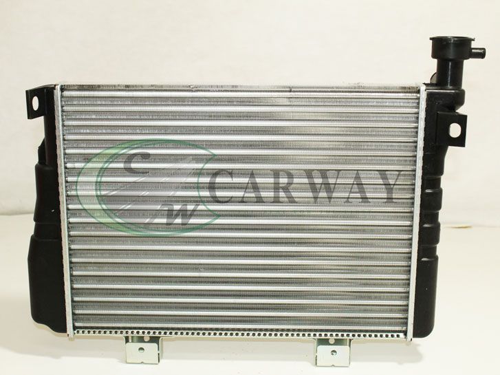 Радиатор охлаждения ВАЗ 2104,2105,2107 с отверстием под датчик 2105-1301012