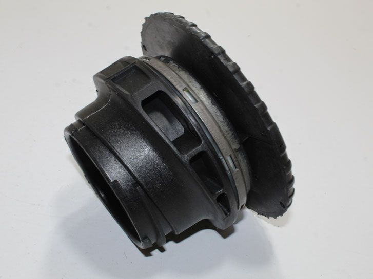 Опора передней стойки Renault Master 10- 543207065R SHIKOO