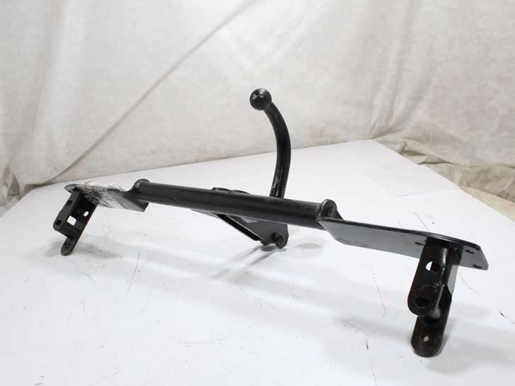 Фаркоп Lacetti хэтчбек (кован.) с крепежом