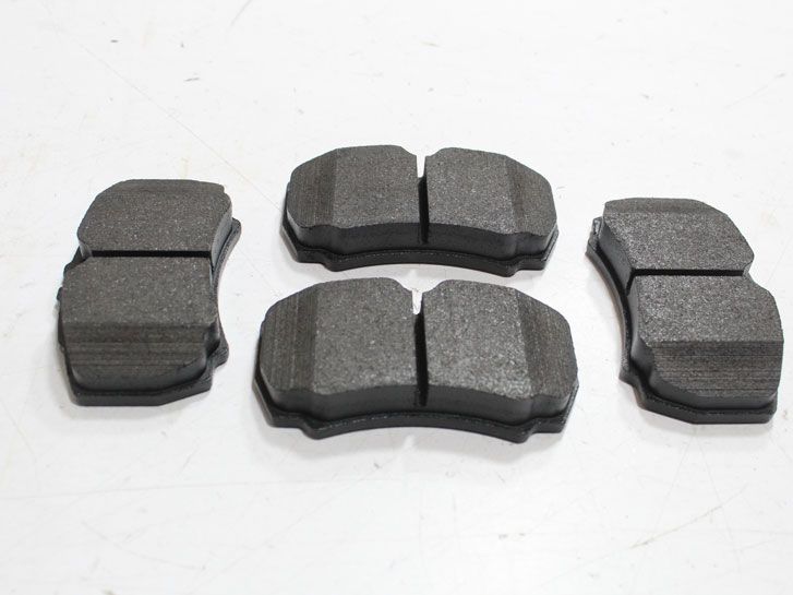 Колодки гальмівні дискові BO 0986424750	BOSCH