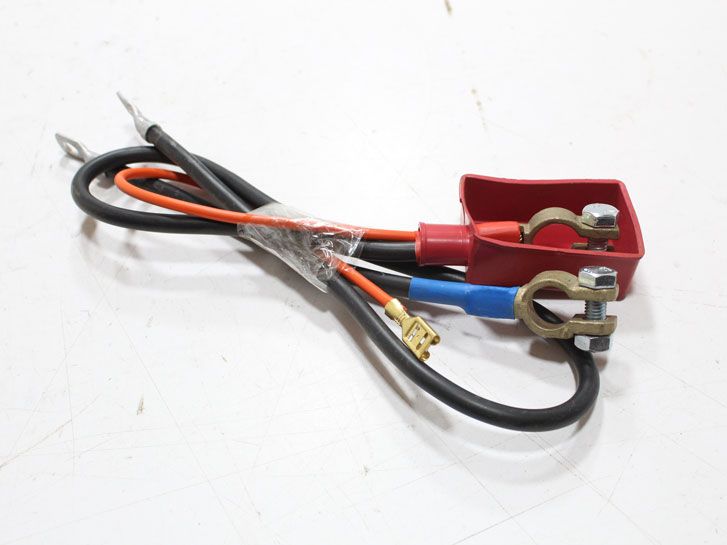 Клемма АКБ с проводом ВАЗ 2106 латунь 10мм.кв 2106-3724080 Каменец-Подольск