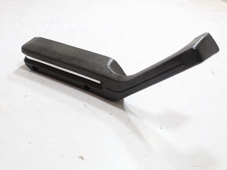 Подлокотник ВАЗ 2103,06 мягкий с молдингом задний левый (ручки салона)