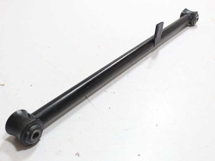 Реактивные тяги ВАЗ 2101-2107 продольная нижняя правая AT 9012-001TR