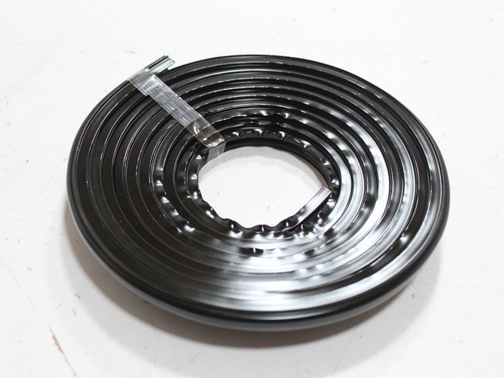 Замок лобов.стекла ВАЗ 2121 Нива (маер черный) 2121-2158-01 CS-20