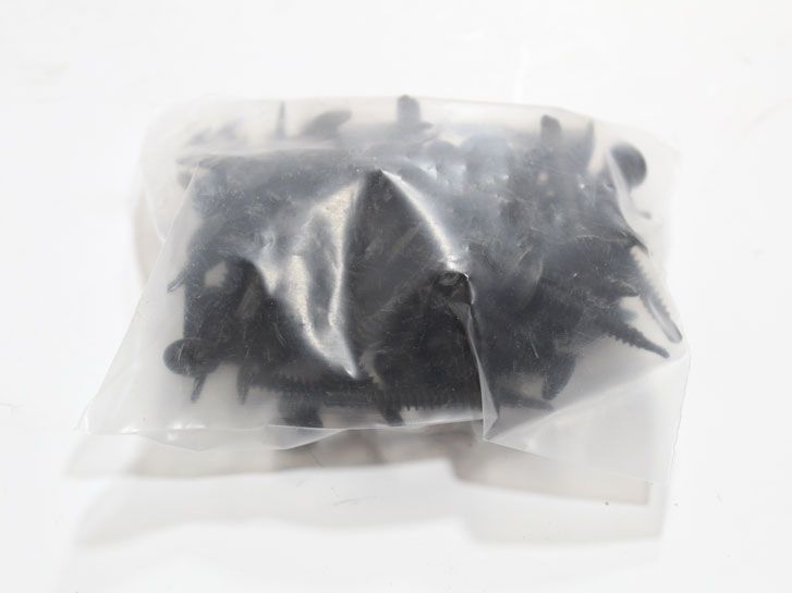 Саморез на подкрылки черный 4,2 х 32мм 100 шт фото 2