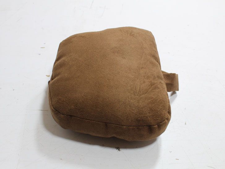 Подушка-подголовник коричневый велюр PREMIUM