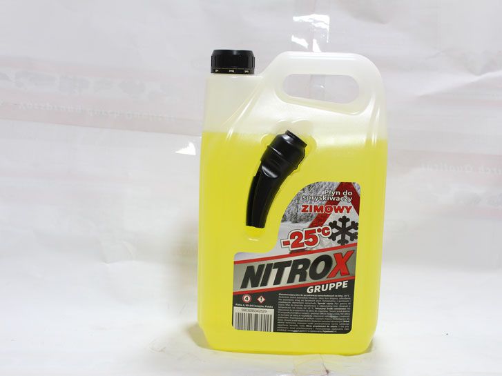 Жидкость в бачок омывателя (4 л) (-25 С) лимон канистра с лейкой