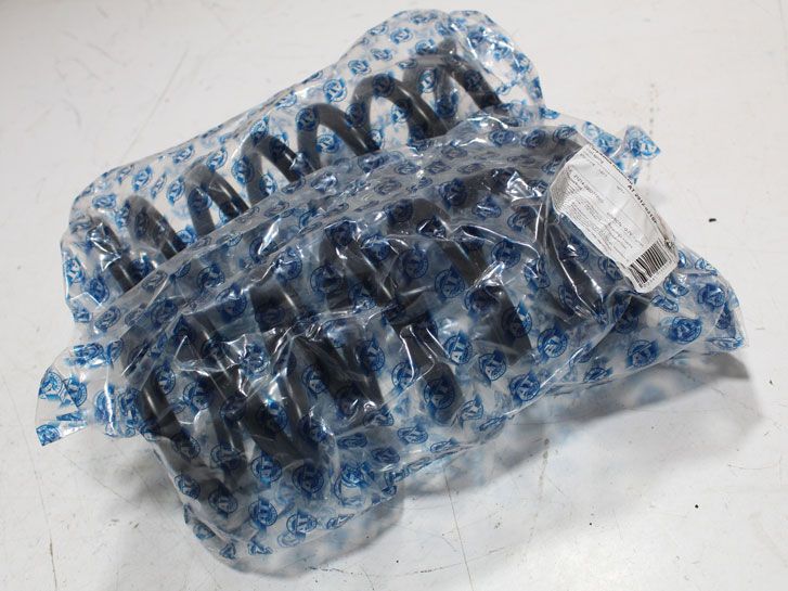 Пружины передние  ВАЗ 2121 AT 2912-021SP фото 2