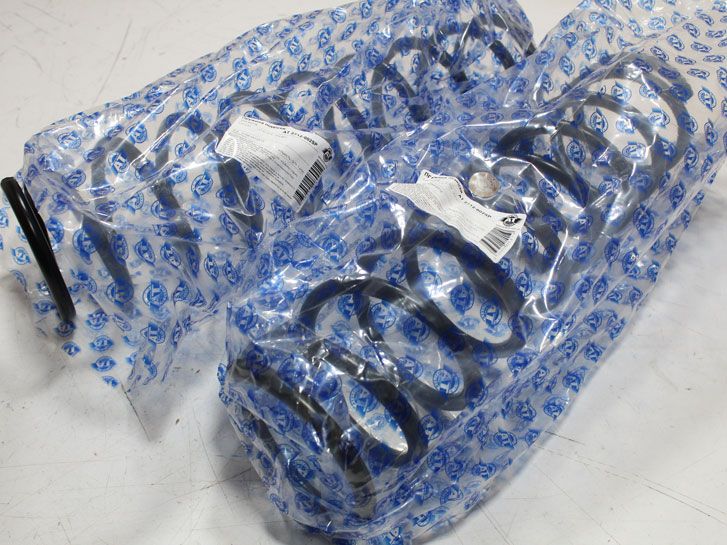 Пружины задние ВАЗ 2102-04 AT 2712-002SP фото 2