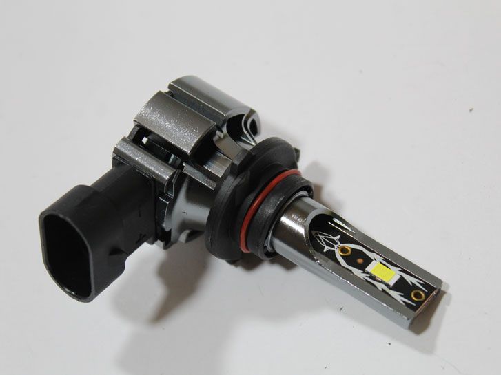 Лампа LED НВ3 (9005), диод 3570/ 12V, 30W, 6500K/тип охлаждения-радиатор+вентилятор 