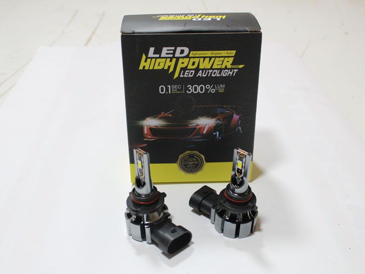 Лампа LED НВ3 (9005), диод 3570/ 12V, 30W, 6500K/тип охлаждения-радиатор+вентилятор 