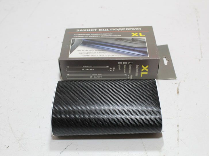 Пленка защитная от царапин на пороги (2+2шт) карбон черный XL фото 2