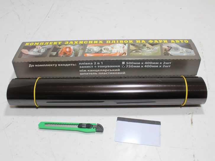 Пленка защитная на фары 400*750 2шт(шпатель+нож) защита+тонировка фото 2